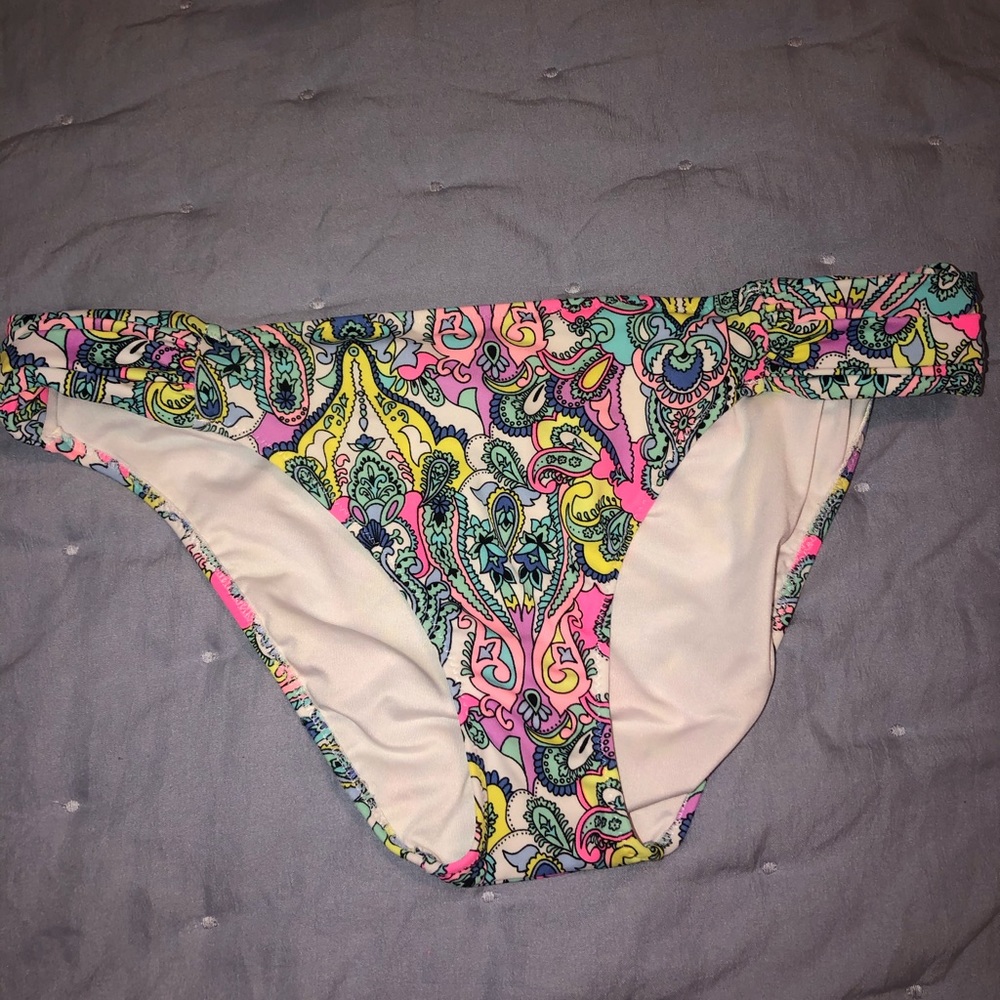 Victoria’s Secret bikini bottoms